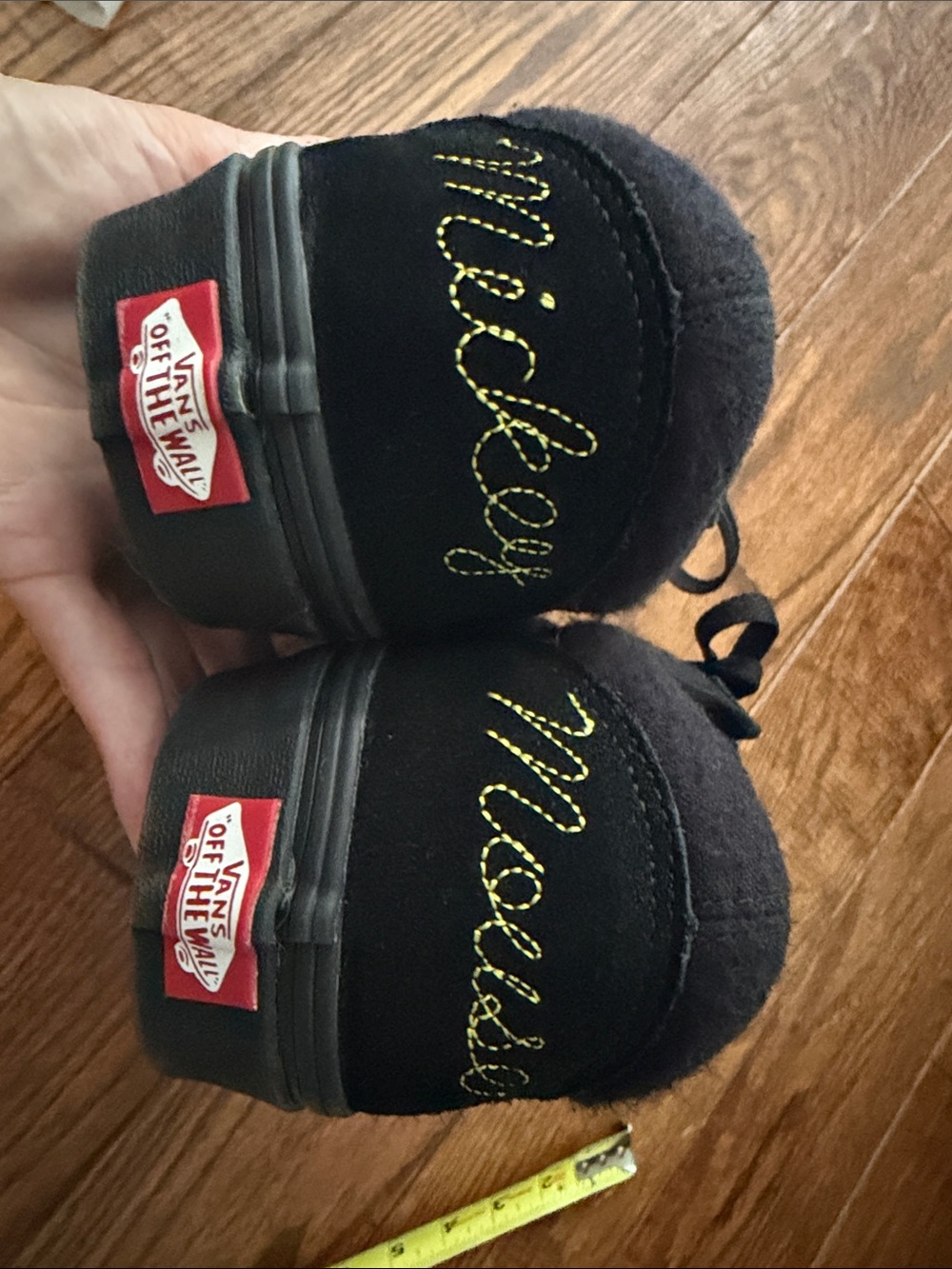 Mickey Mouse Vans Men’s Size 10.5